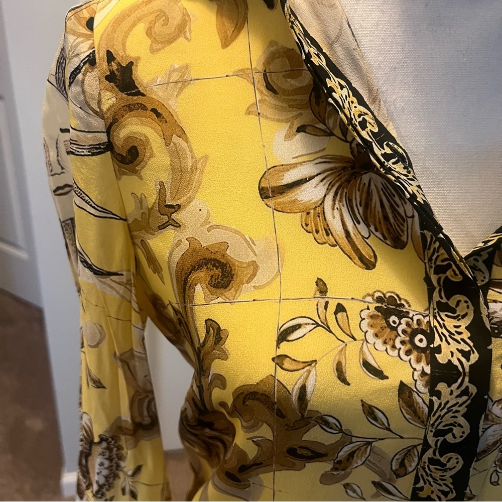 WILLA BLOUSON TIE SLEEVE TOP
Alicia and Olivia nwt xs - Picture 7 of 11
